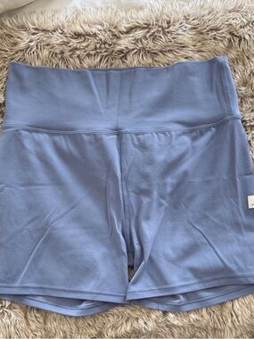 Vuori Women's High-Rise Bike Shorts - dusty blue